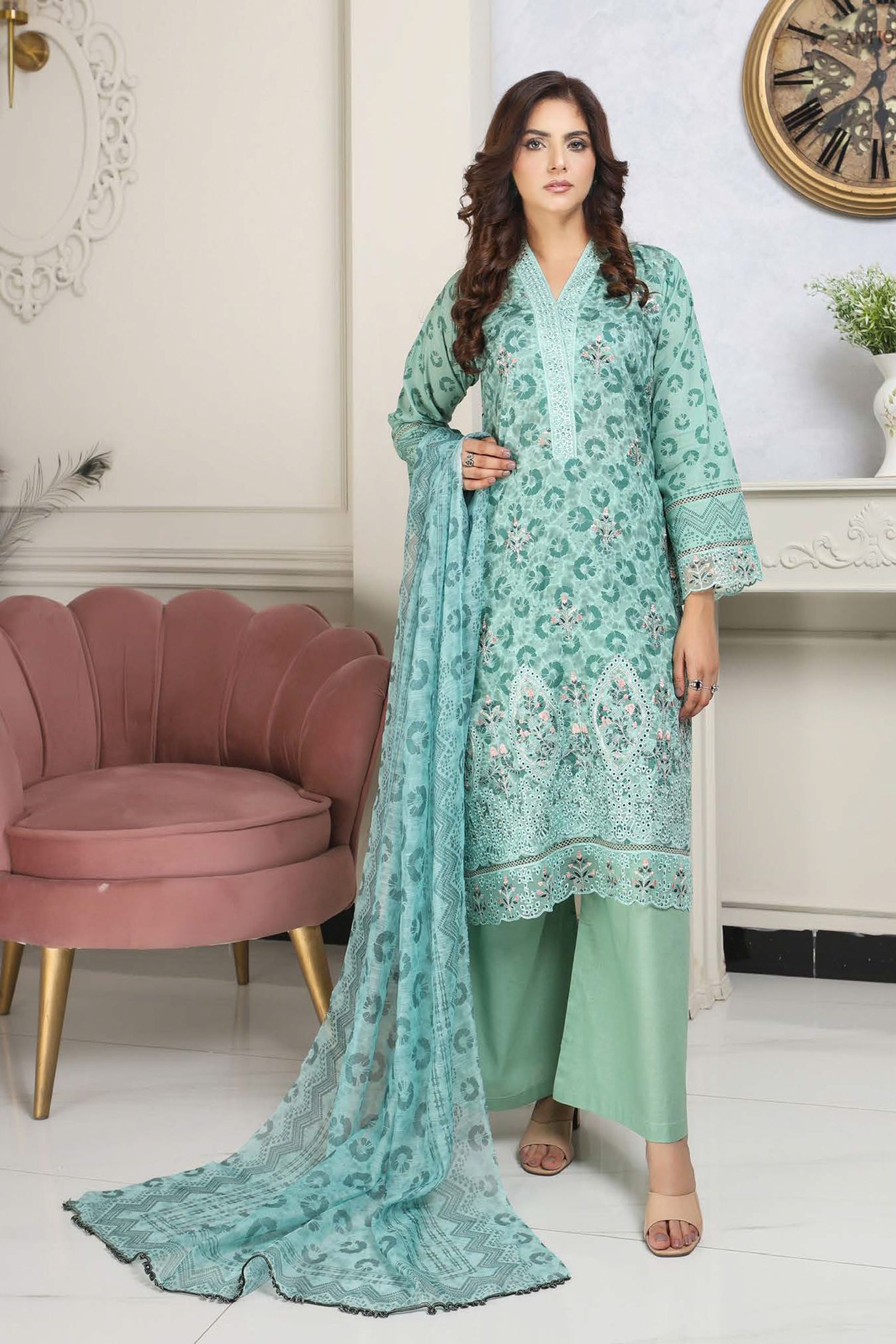 Munira Designer Lawn Suit - 004